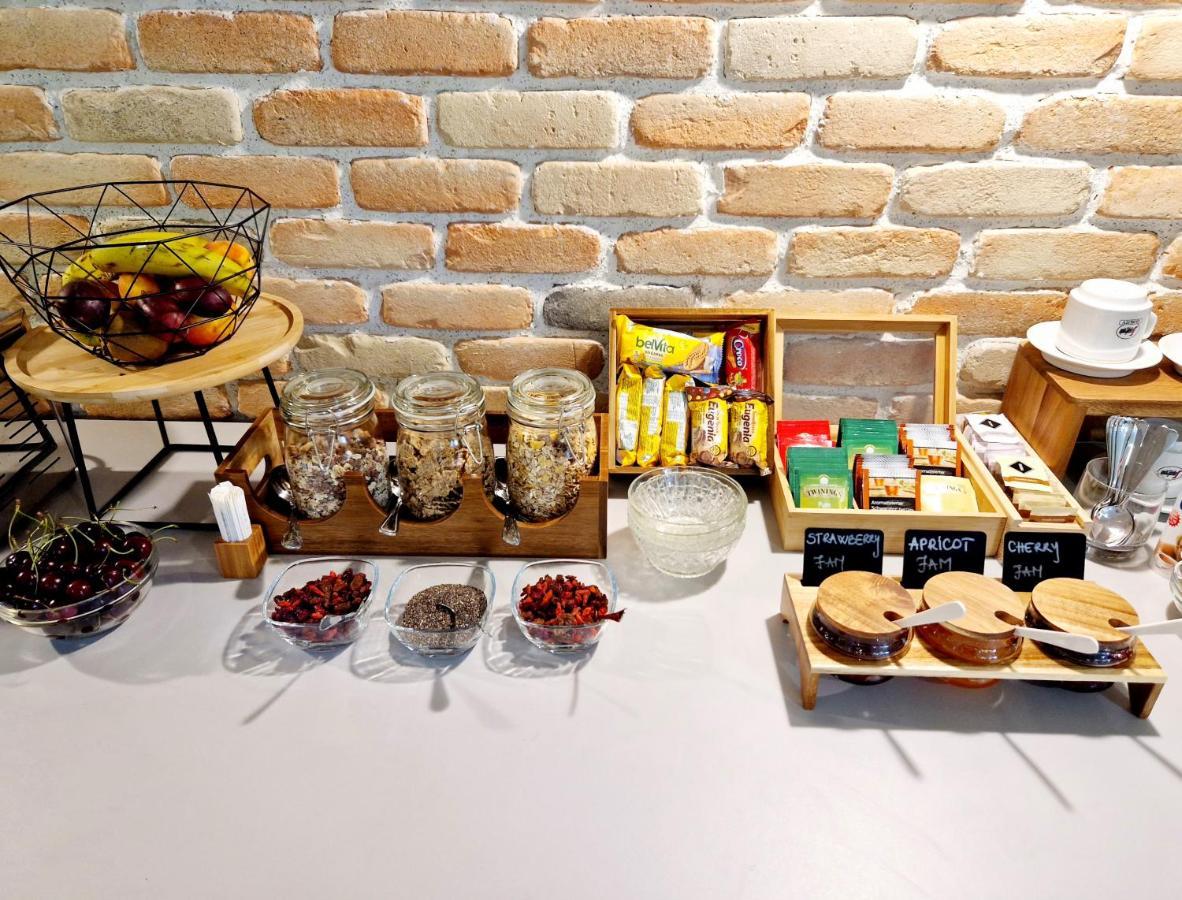 Atlantic Boutique Hotel Târgu-Mureş Екстериор снимка